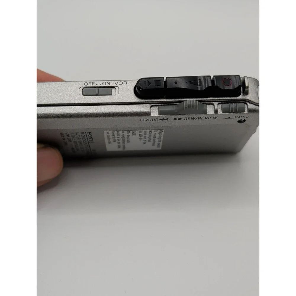 Sony M-570V Handheld Cassette Voice Recorder